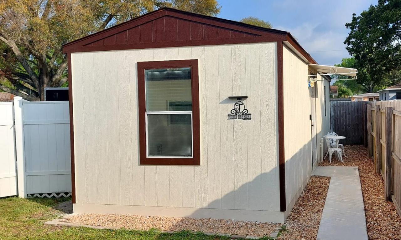 Torres Tiny Home Midtown Westtampa Rjs Extérieur photo